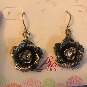 Premier Designs Flower Earrings